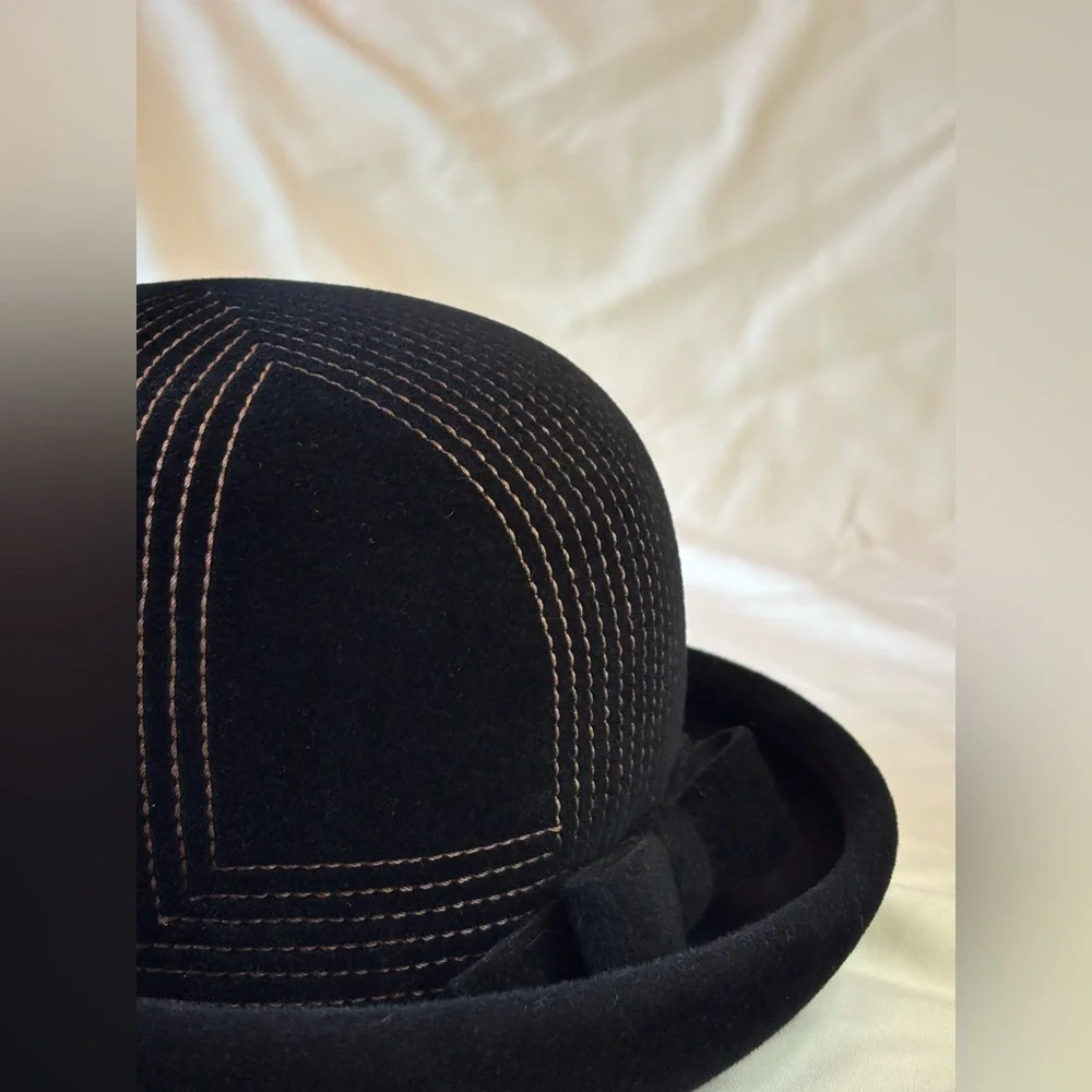 Anita Pineault Vintage Black Felt Bow Hat